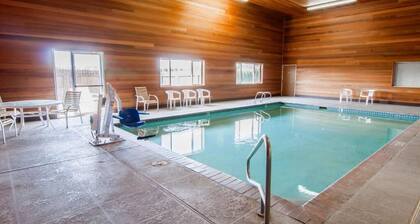 Bridgeway Inn & Suites Sublimity
