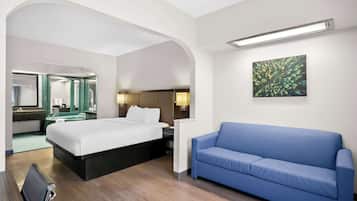 Desk, laptop workspace, blackout curtains, free cots/infant beds