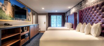Anaheim Camelot Inn & Suites
