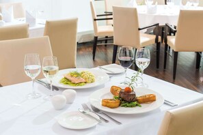 Alimentos y bebidas