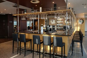 酒吧（店内）