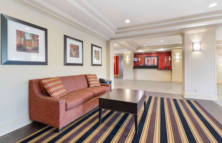 Lobby. Extended Stay America Suites Atlanta Gwinnett Place
