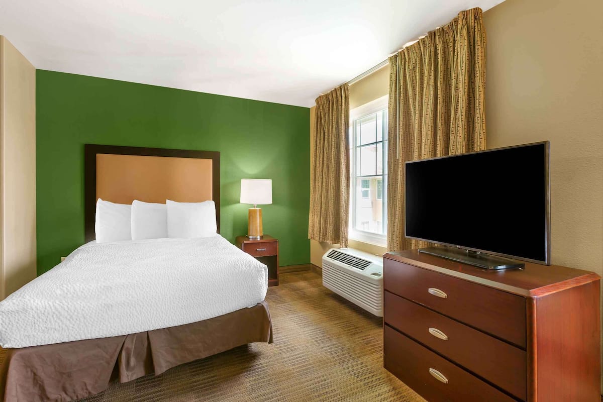 Studio Deluxe, 1 lit double et 1 canapé-lit, accessible aux personnes à mobilité réduite, non-fumeur