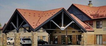 Thompson's Best Value Inn & Suites