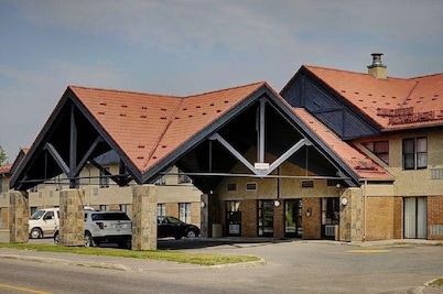 Thompson's Best Value Inn & Suites