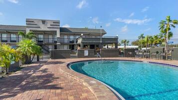 ์ผ์ธ ์์์ฅ