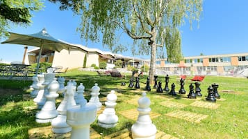 Zona de jocs infantil: a l'aire lliure