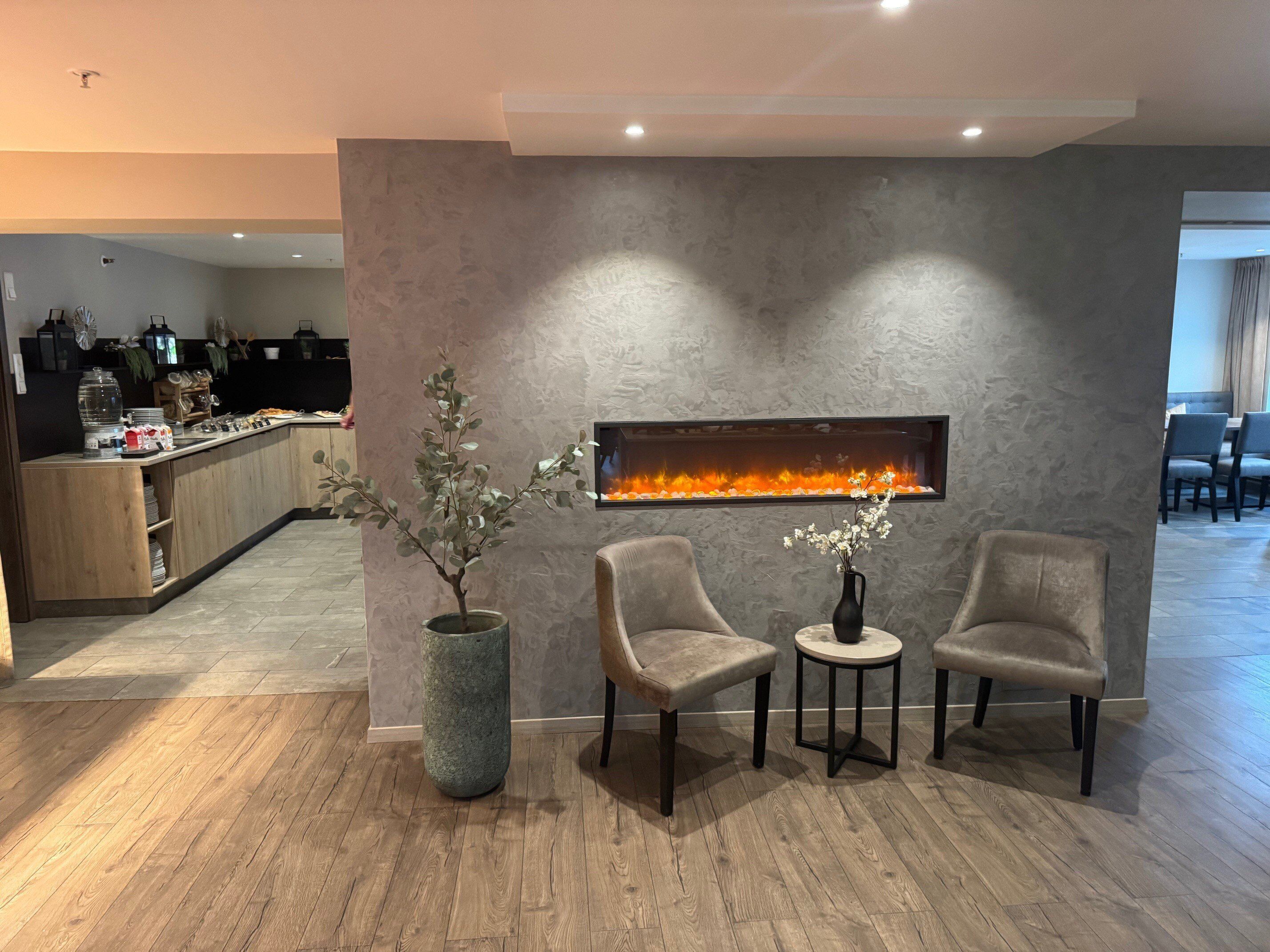 Café da manhã com buffet grátis todos os dias