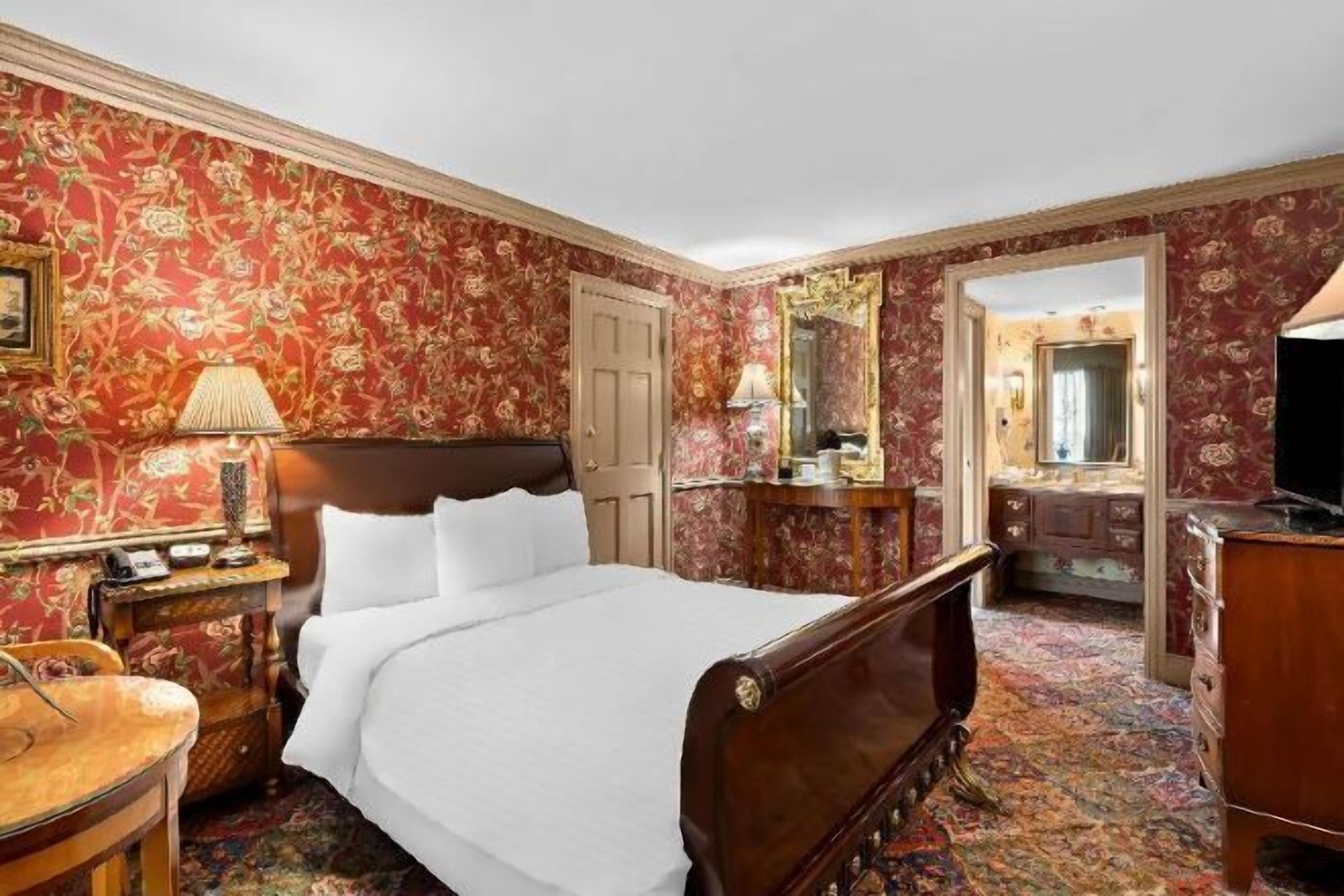 Bureau, espace de travail pour ordinateur portable