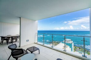 Suite, 2 Schlafzimmer, Meerblick (Wave Wing) | Ausblick vom Zimmer