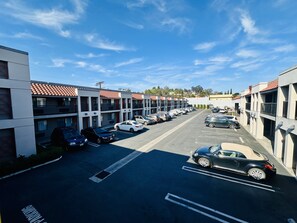 Exterior - The Hills Inn Eagle Rock - Near Old Town Pasadena (Los Angeles)