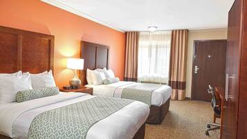Superior kamer, 2 tweepersoonsbedden, niet-roken | Pillowtop-bedden, een kluis op de kamer, een bureau