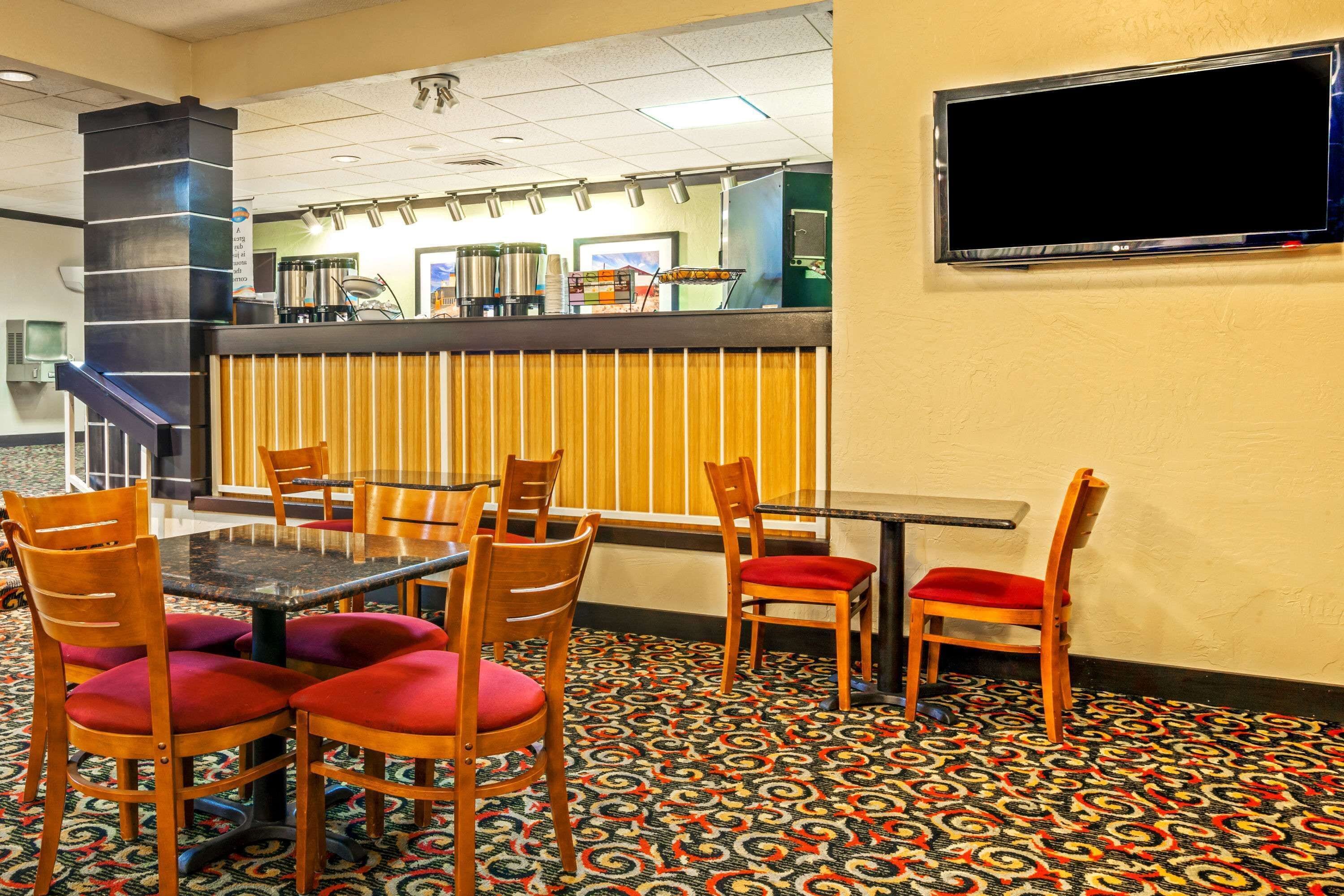 Free buffet breakfast