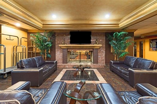 Ramada by Wyndham Louisville North