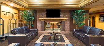 Ramada by Wyndham Louisville North