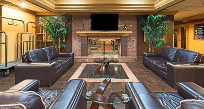 Ramada by Wyndham Louisville North