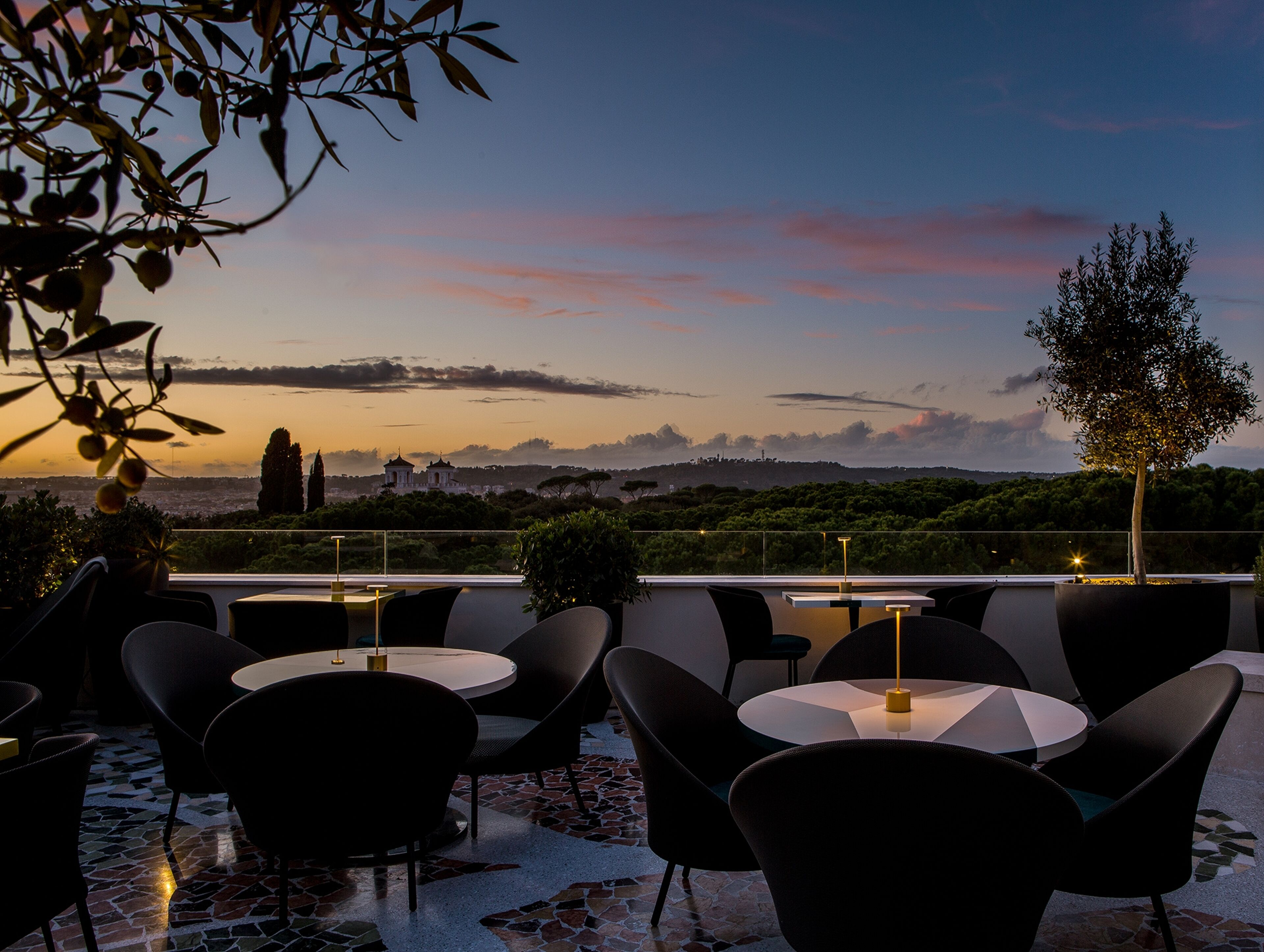 Khu ẩm thực ngoài trời