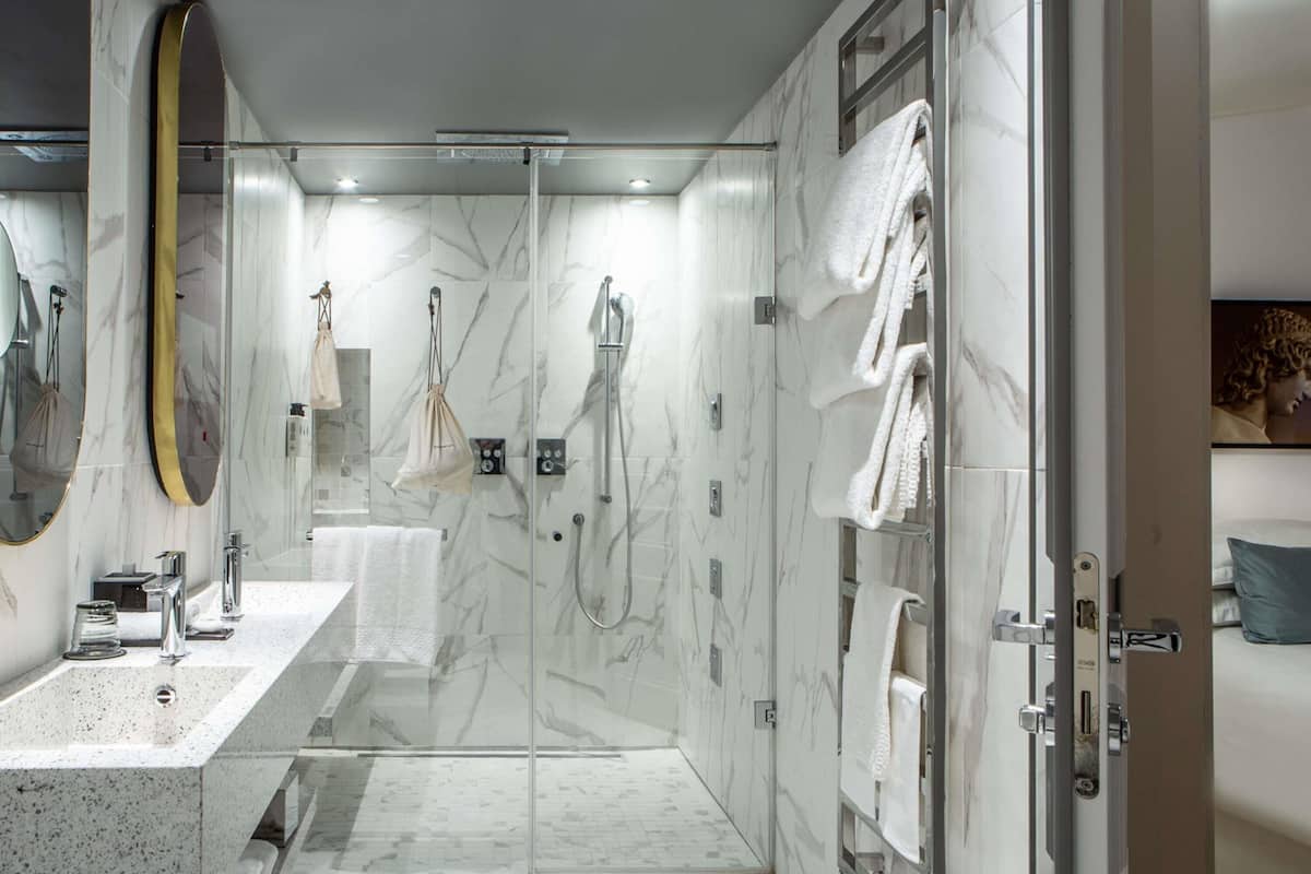 Premium bedding, minibar, in-room safe, blackout curtains