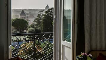 Literie de qualité supérieure, minibar, coffres-forts dans les chambres