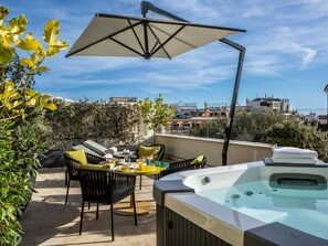 Suite, 1 King Bed, Terrace | Premium bedding, minibar, in-room safe, blackout curtains - Sofitel Rome Villa Borghese (Rome)
