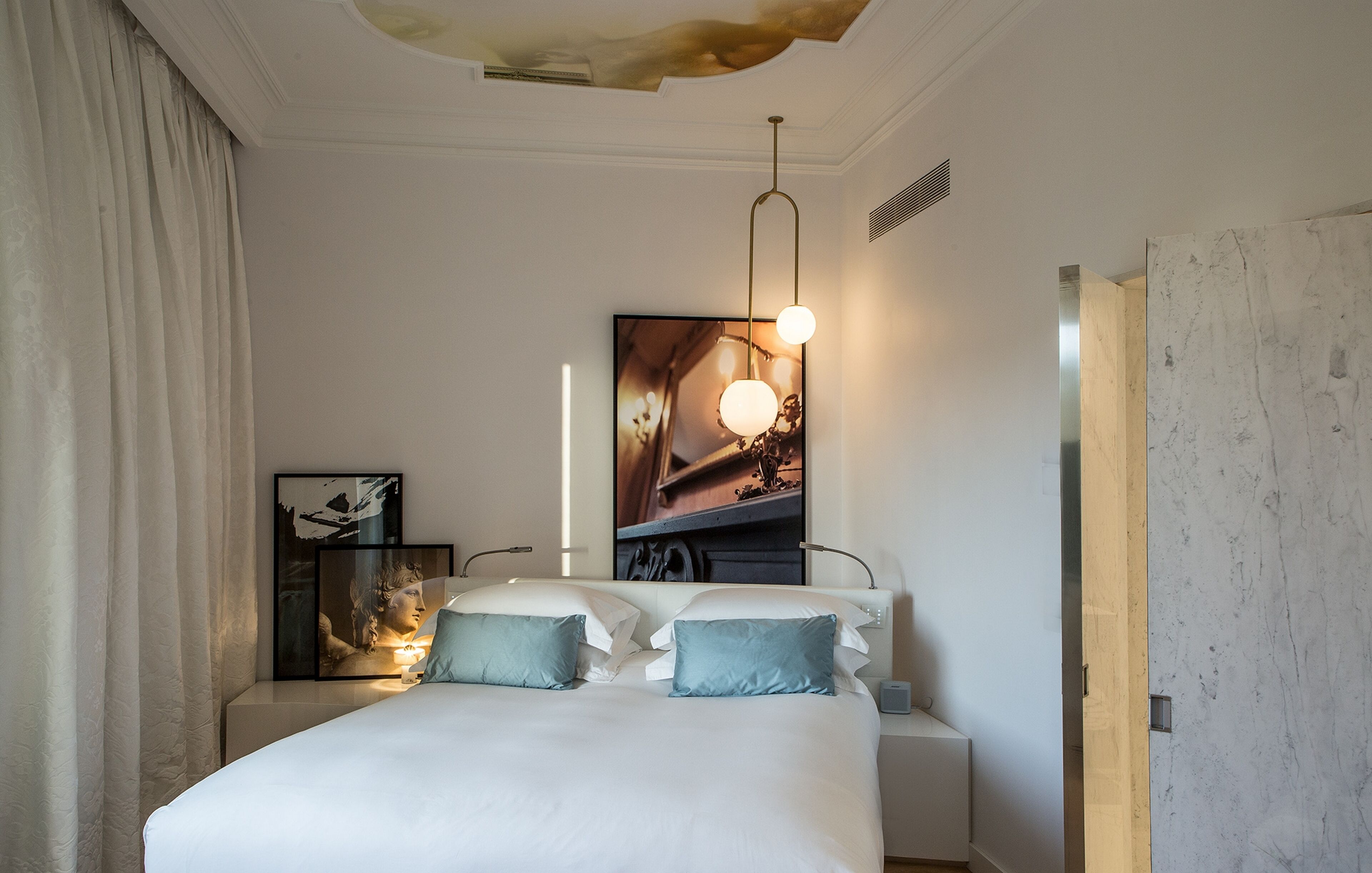 Premium bedding, minibar, in-room safe, blackout drapes