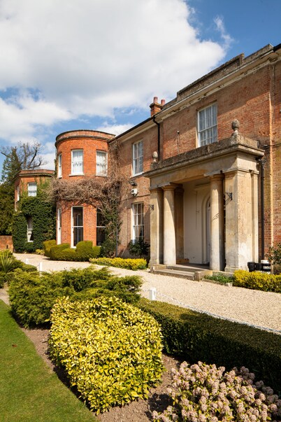 Mercure Newbury Elcot Park Hotel