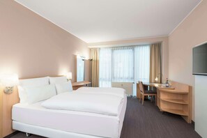 Căn hộ (Apartment) | Bộ đồ giường cao cấp, nệm có lớp đệm bông, minibar 