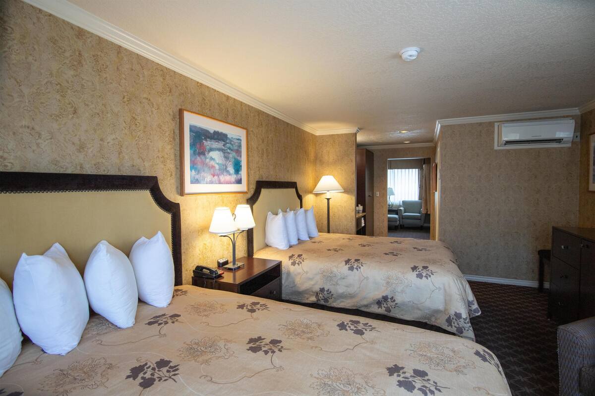 Deluxe Room, 2 Queen Beds, Non Smoking | Iron/ironing board, free WiFi, bed sheets