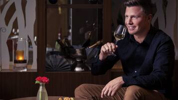 Serveert ontbijt en diner