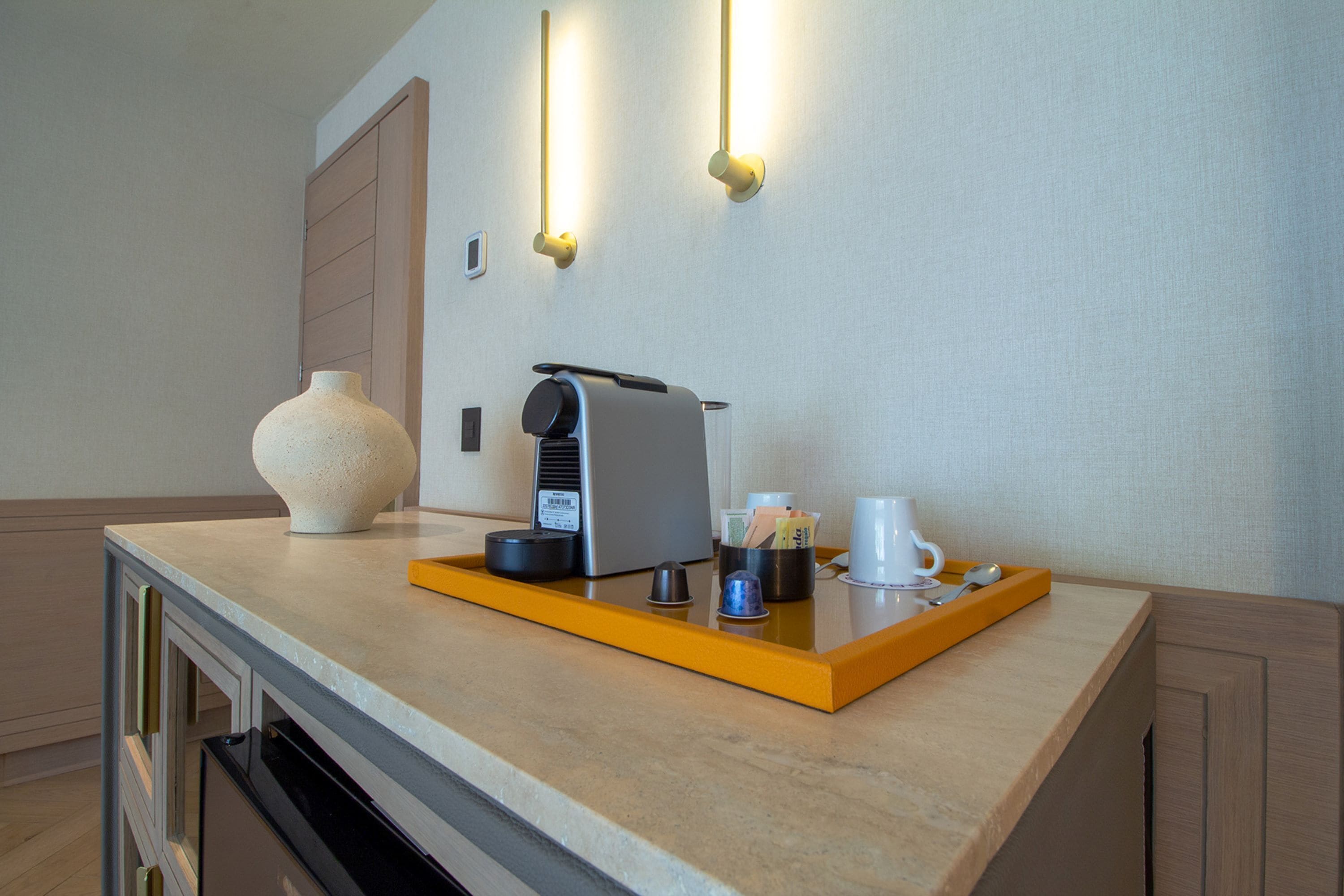 suite virreyes superior | coffee and/or coffee maker