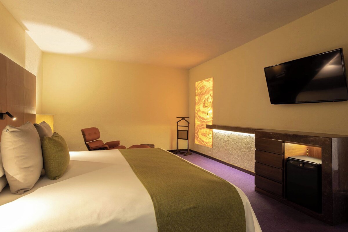 Junior Suite | Premium bedding, minibar, in-room safe, desk