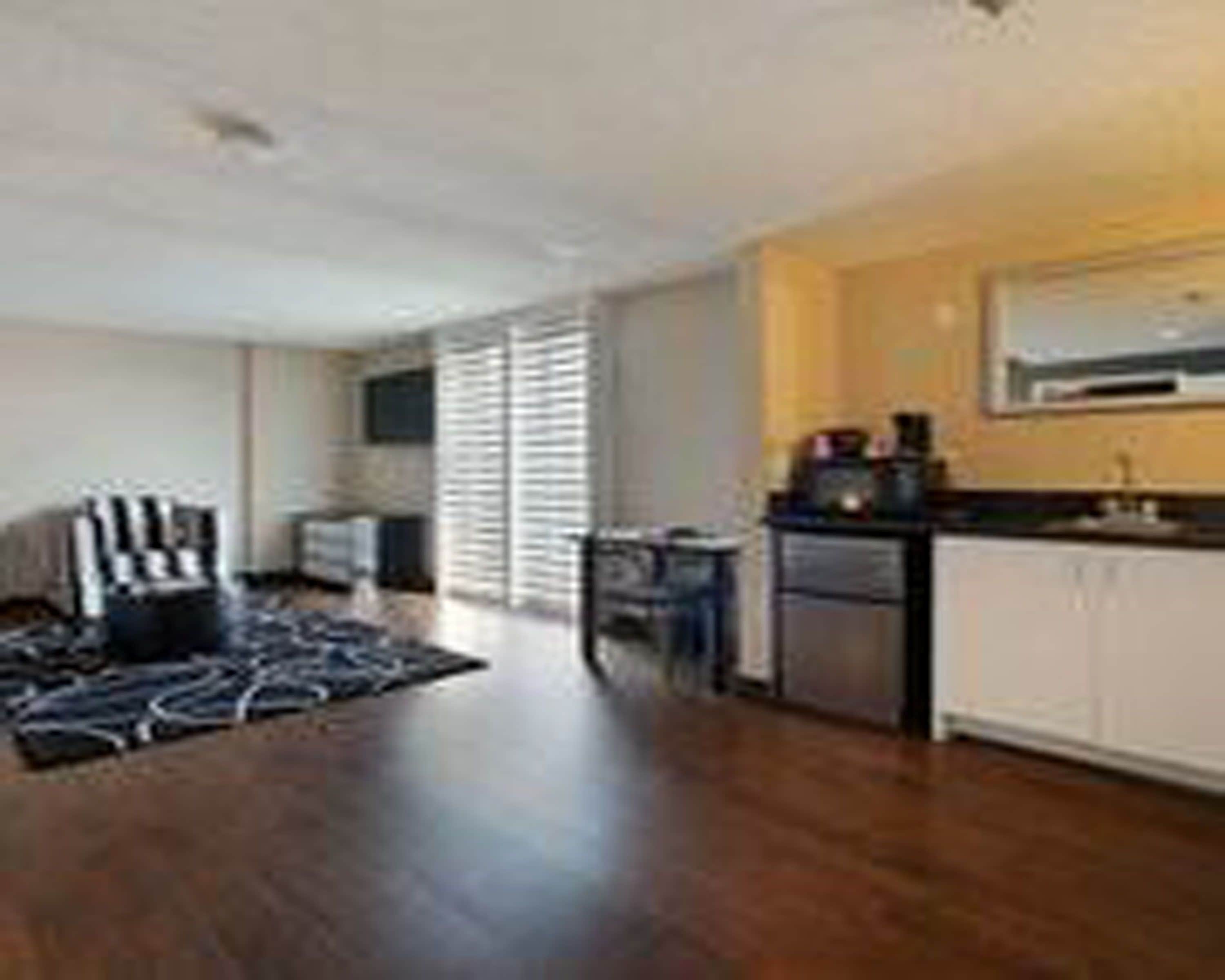 Foto - Ramada Plaza by Wyndham West Hollywood Hotel & Suites