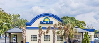 Days Inn by Wyndham Virginia Beach Town Center