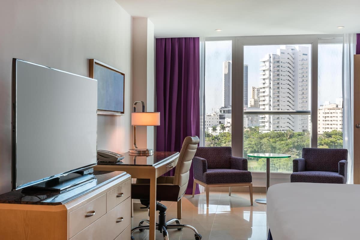 Premium bedding, minibar, in-room safe, desk