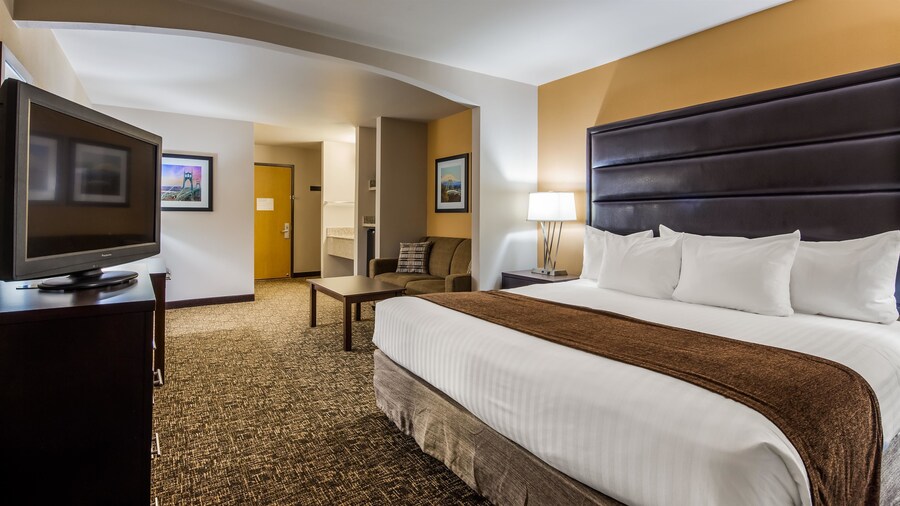 Best Western Oak Meadows Inn