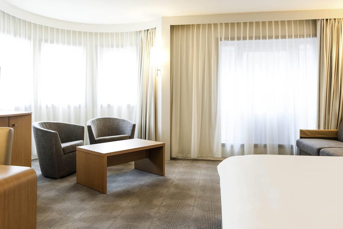 Suite, 1 Doppelbett und Schlafsofa, Stadtblick