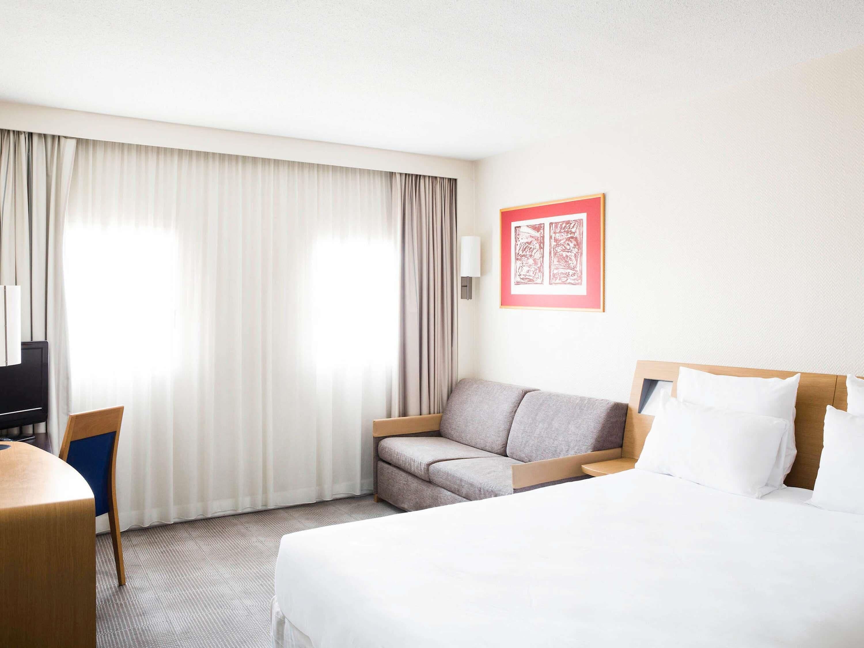 Quarto standard, 1 cama de casal | Roupas de cama antialérgicas, frigobar, cofres nos quartos, escrivaninha