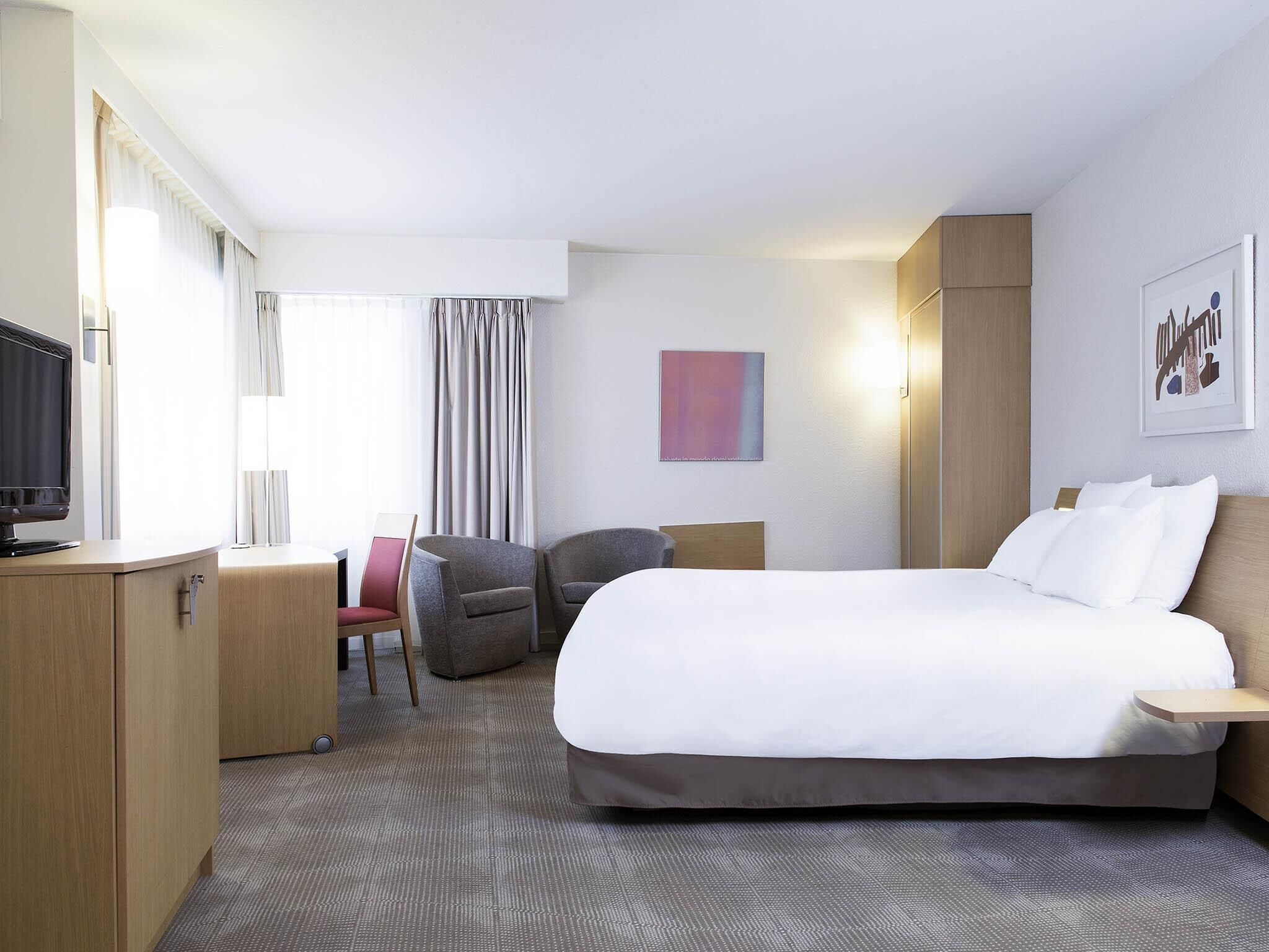 Superior Room, 1 Double Bed with Sofa bed | Hypo-allergenic bedding, minibar, in-room safe, desk