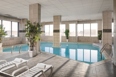 Pomeroy Hotel & Conference Centre Grande Prairie