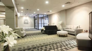 Sala de estar en el lobby