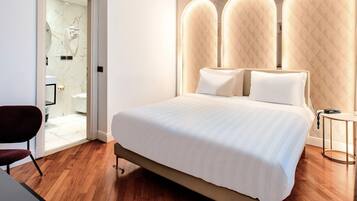 Minibar, coffres-forts dans les chambres, bureau, chambres insonorisées