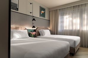 Down duvets, minibar, in-room safe, desk - Living Place Hotel (Bologna)