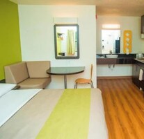 Wifi gratis y ropa de cama 