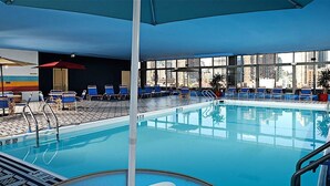 Pool - Skyline Hotel (New York)