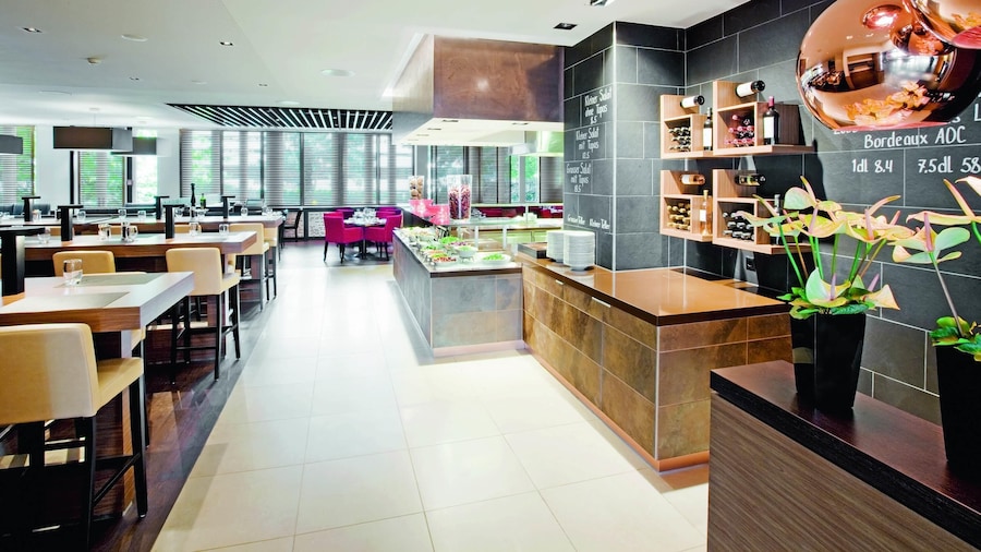 Mövenpick Hotel Zuerich-Airport