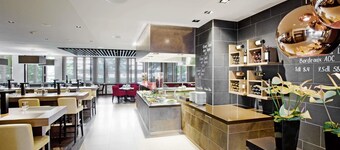 Mövenpick Hotel Zuerich-Airport