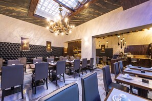 Colazione a buffet inclusa, servita tutte le mattine 