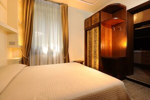 Down comforters, minibar, in-room safe, desk