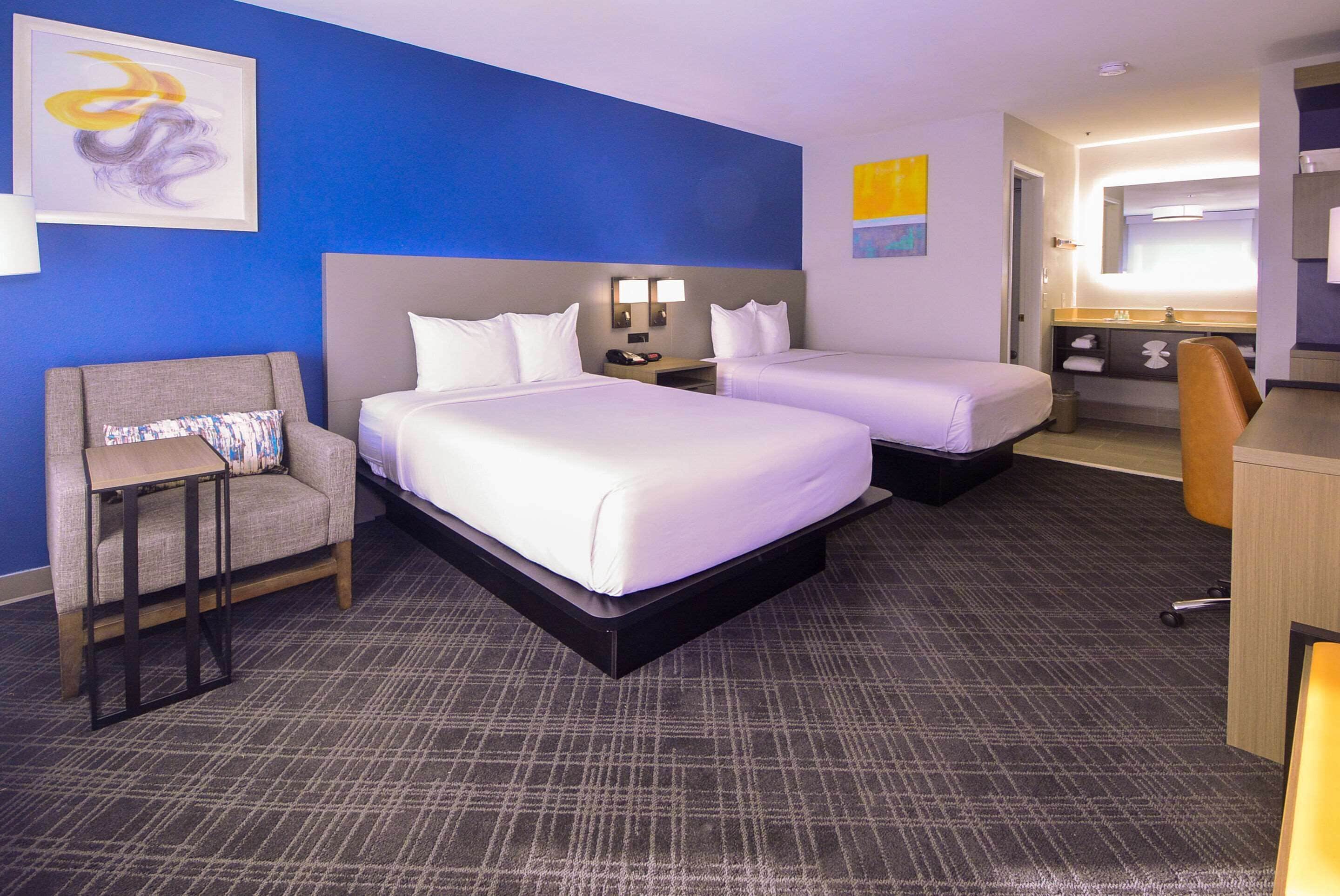 Standard Room, 2 Double Beds, Non Smoking | Pillowtop beds, in-room safe, desk, laptop workspace