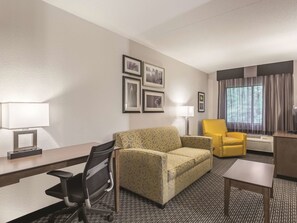 Executive Room, 1 King Bed, Non Smoking, River View (Deluxe) | View from room